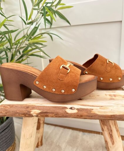 Zueco camel