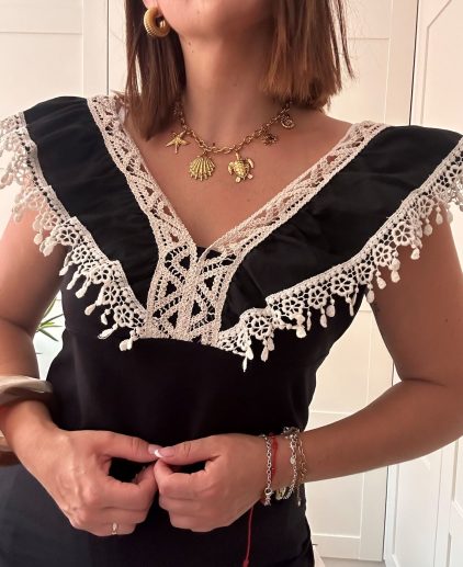 Camiseta brocada negra