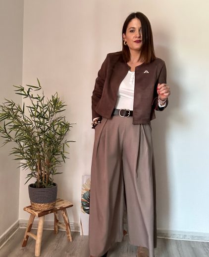 Chaqueta avispa marrón