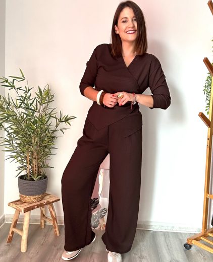 Conjunto marrón estrella