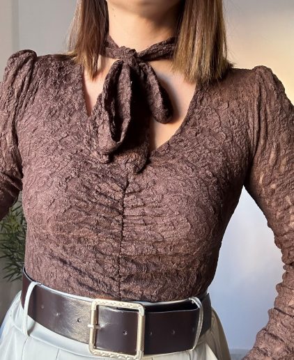 Blusa encaje marrón