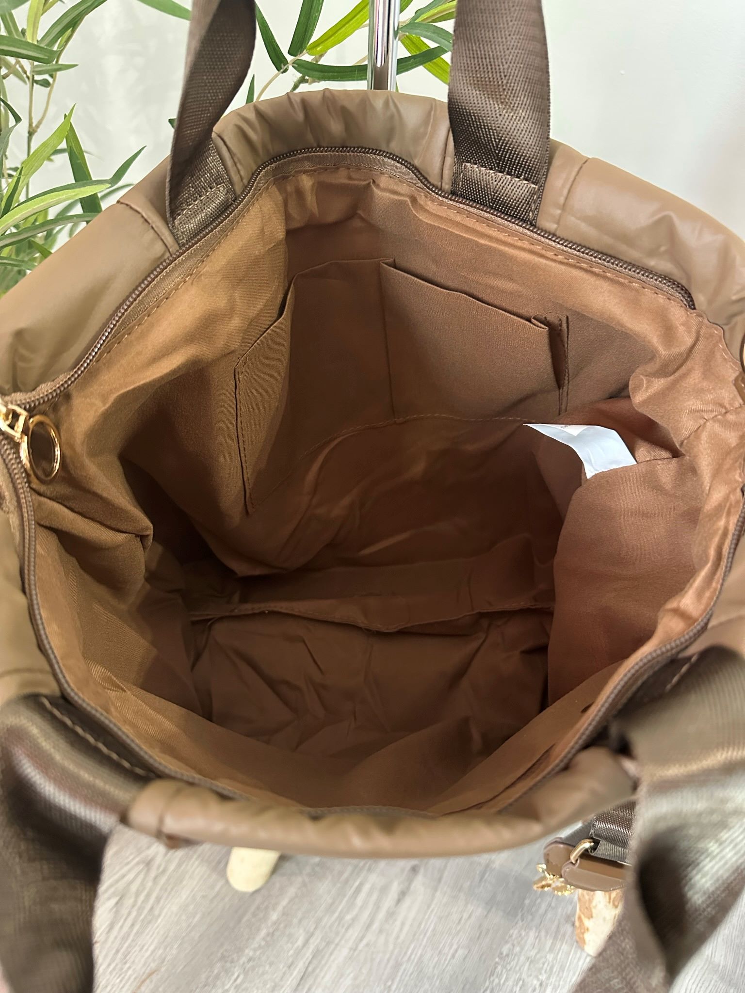 Bolso liso marrón 1