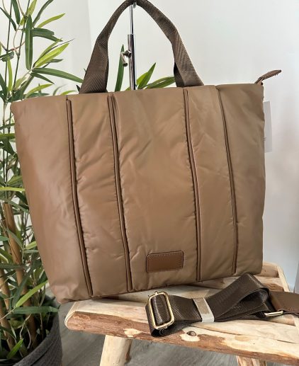 Bolso liso marrón