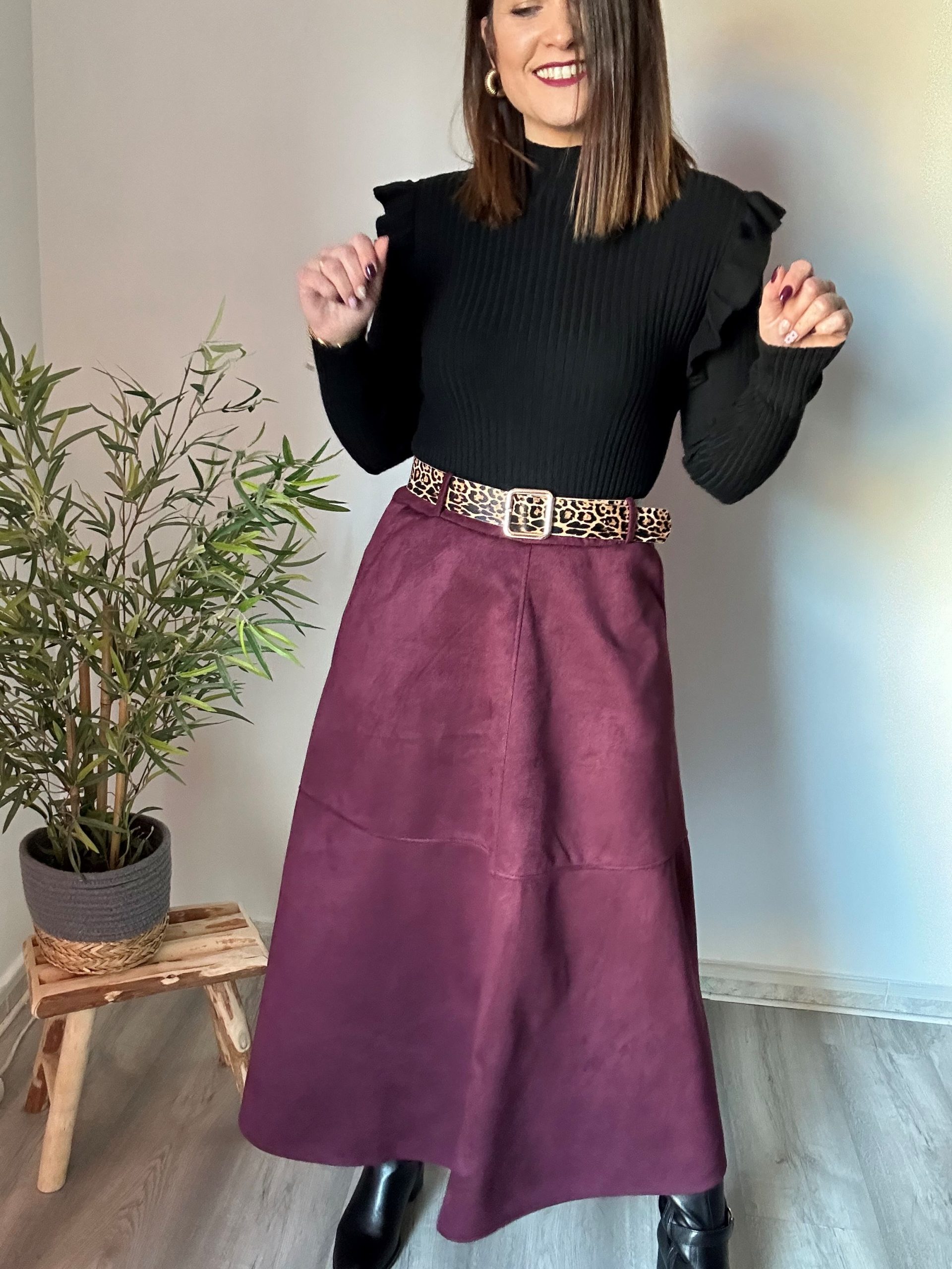 Falda midi ante burdeos 3