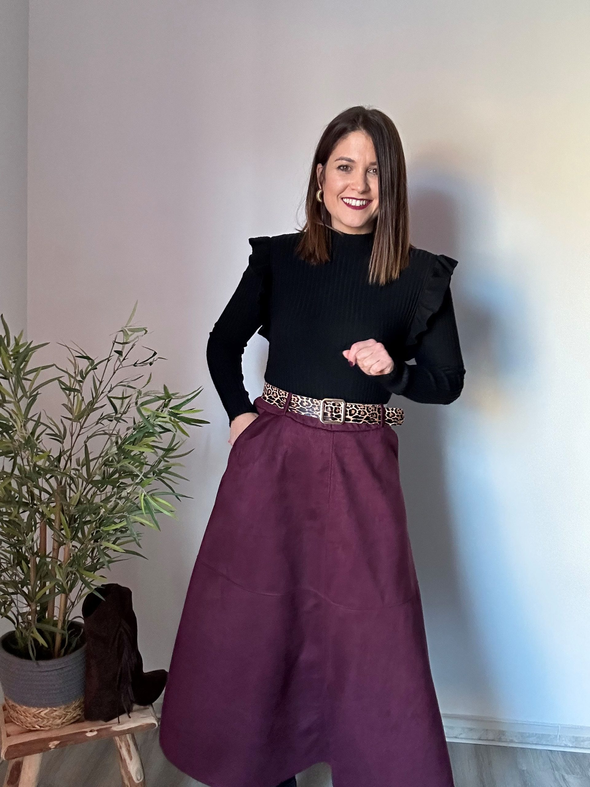 Falda midi ante burdeos 4