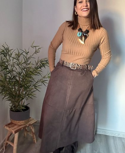 Falda midi ante marrón