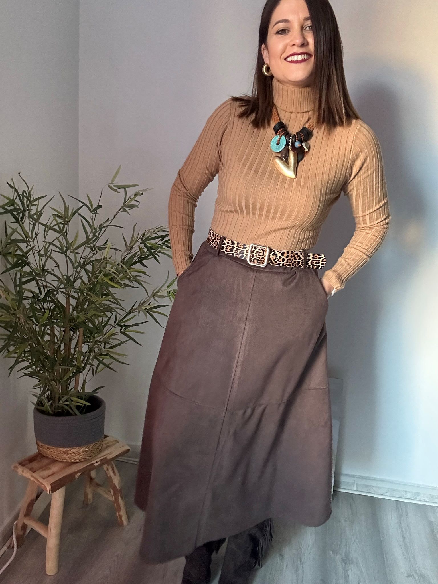 falda midi ante marrón 4