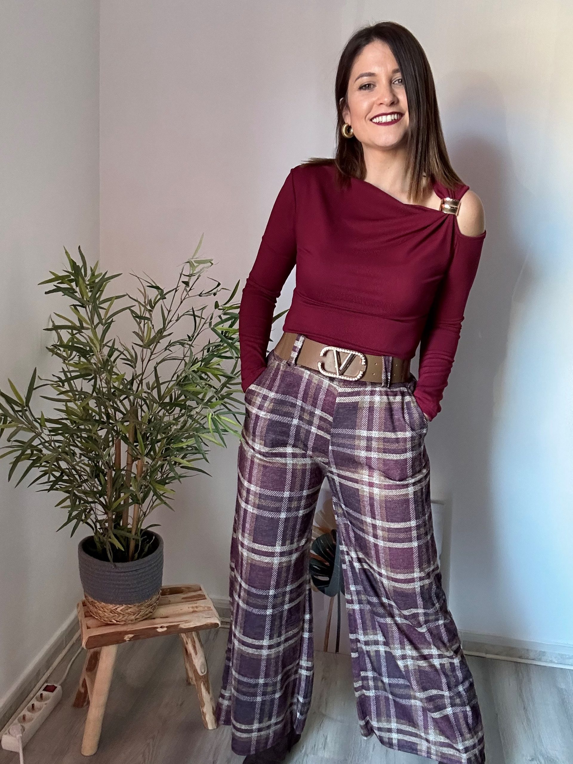 pantalón cuadros burdeos 1