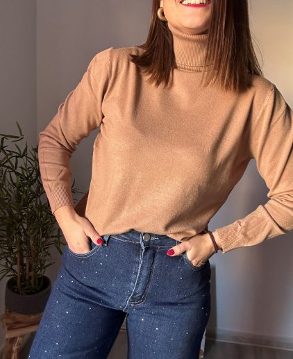 Jersey cuello alto camel