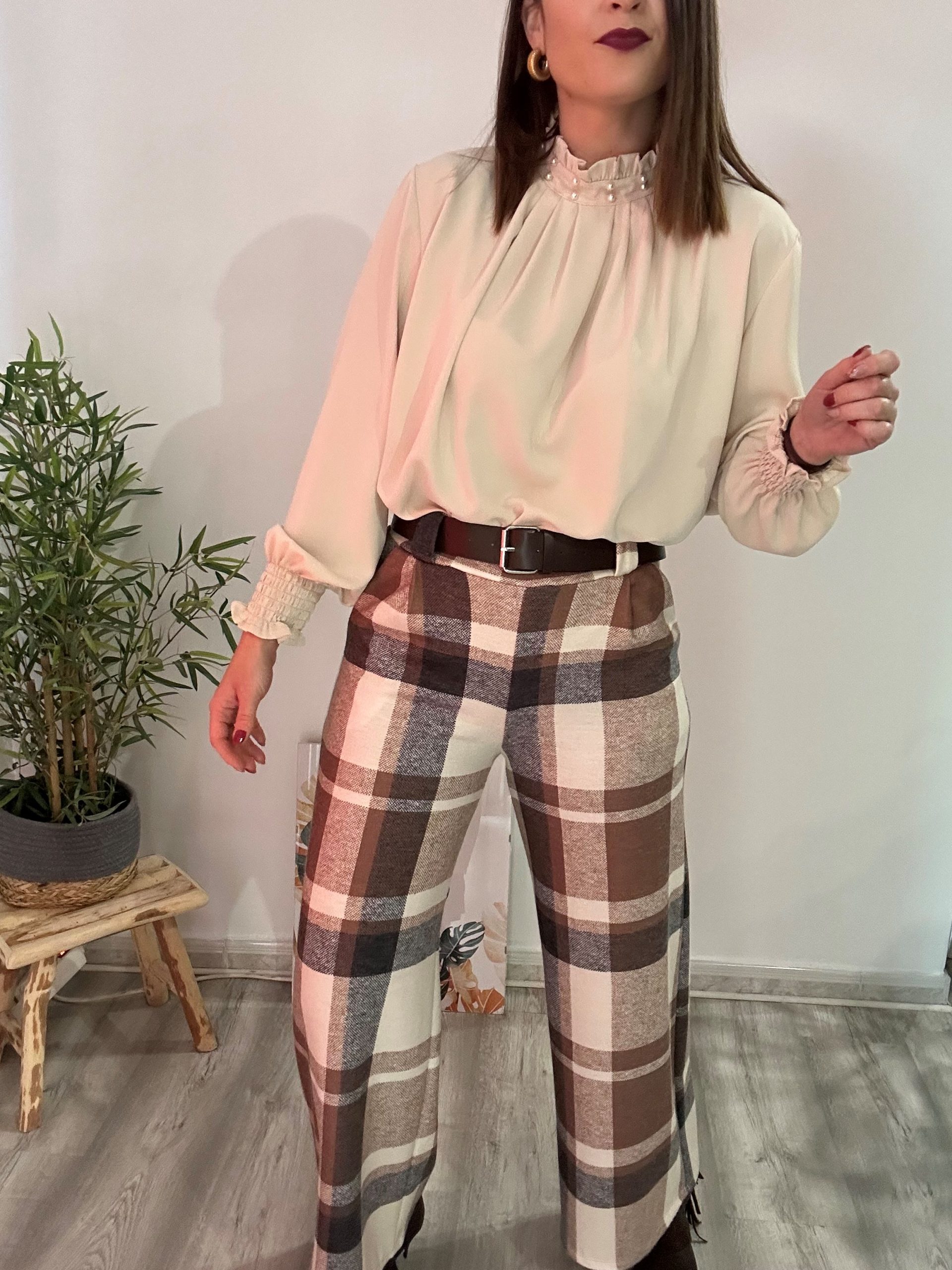 Blusa perlas beige 3