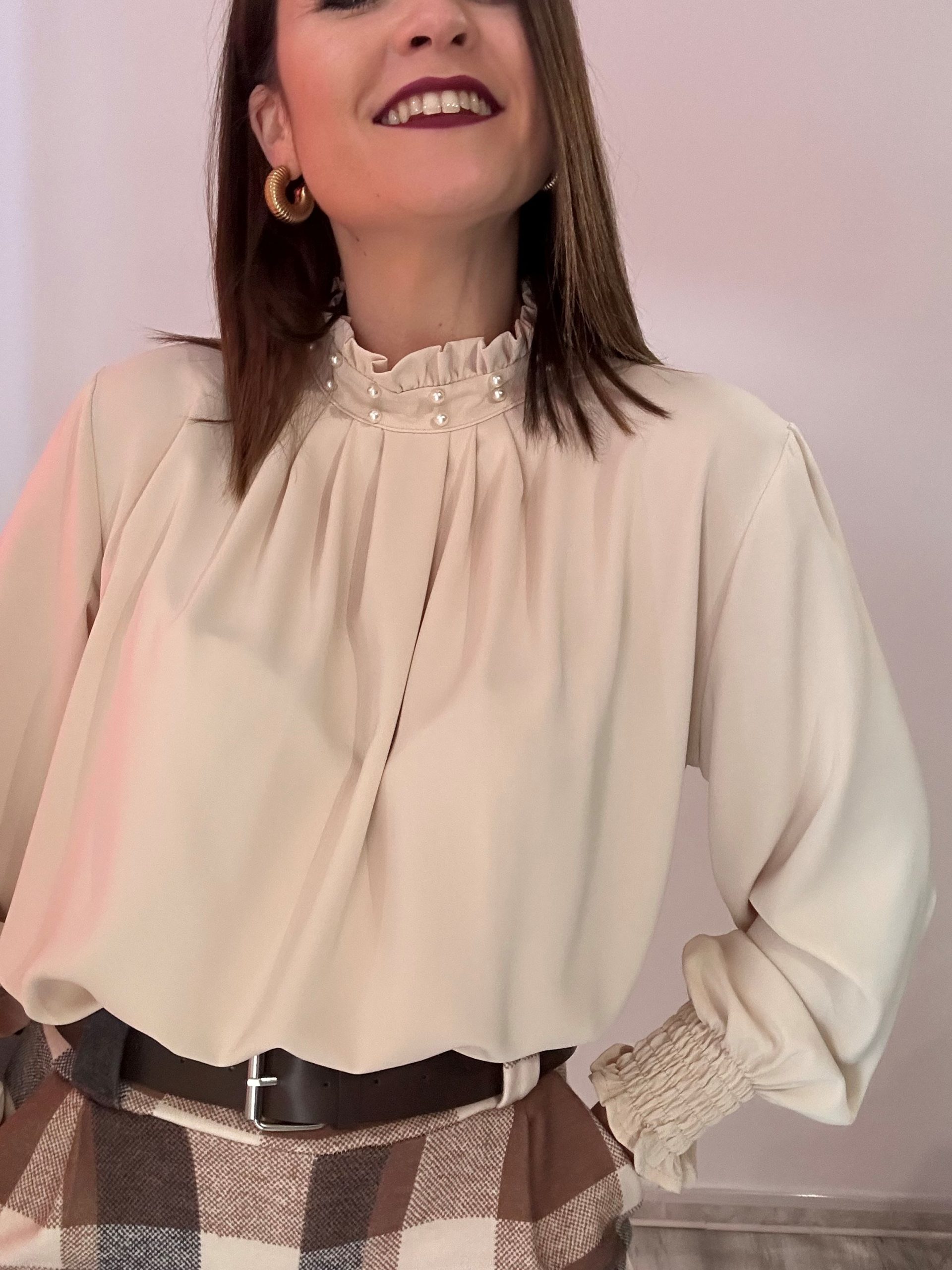 Blusa perlas beige 4