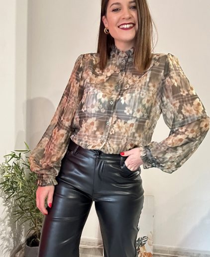 Camisa romántica verde