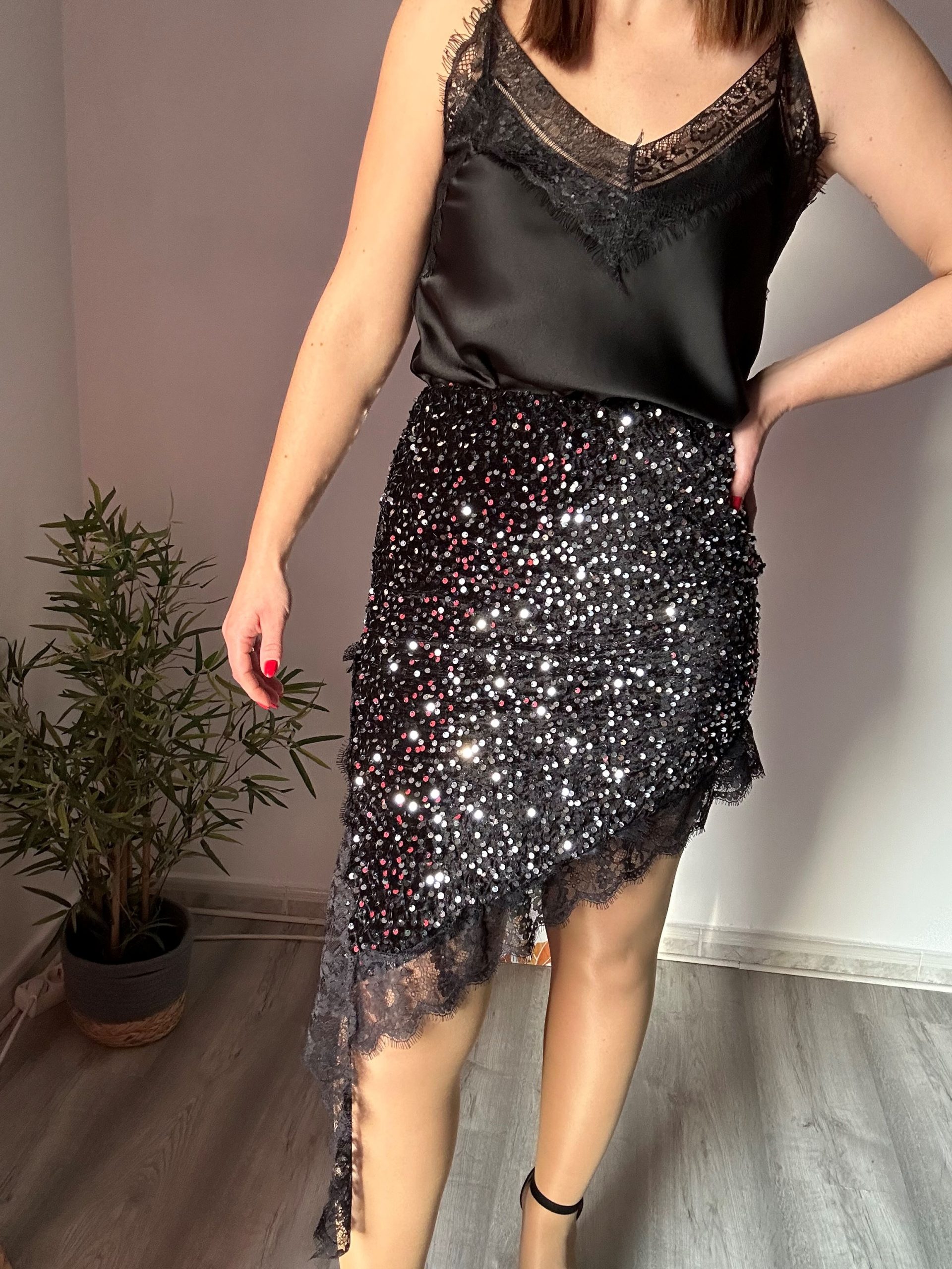 Falda asimétrica lentejuelas 4