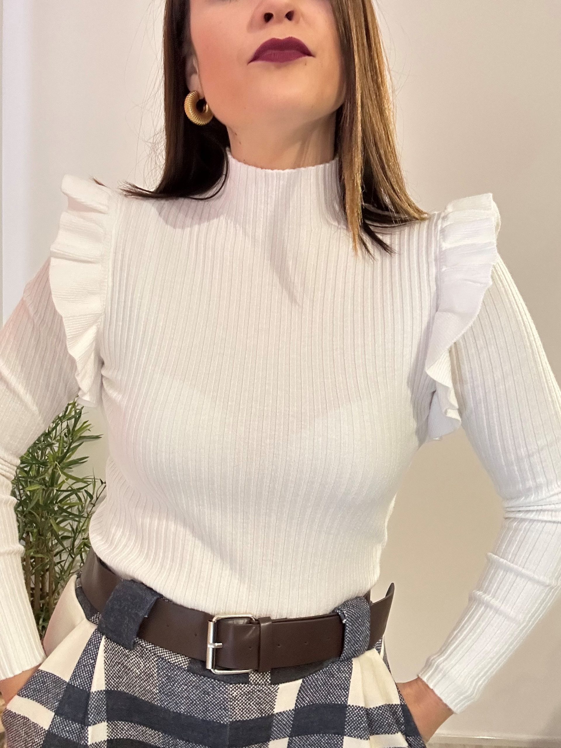 Jersey canalé volantes blanco 2