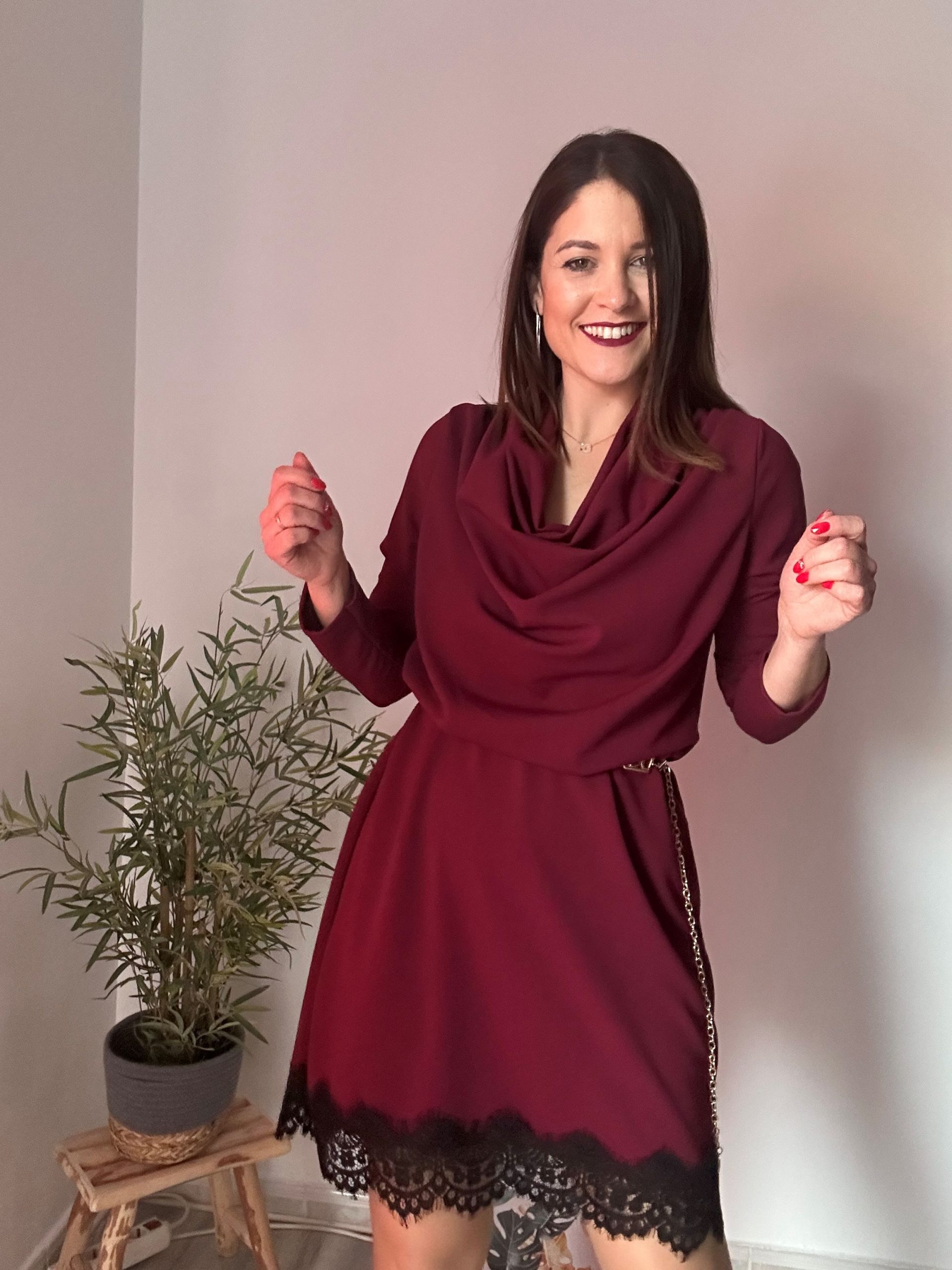 Vestido encaje burdeos 2