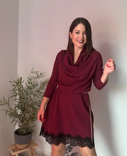 Vestido encaje burdeos