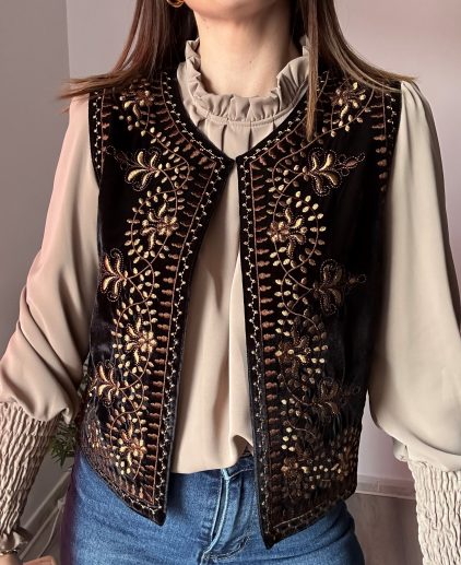 Chaleco terciopelo bordado