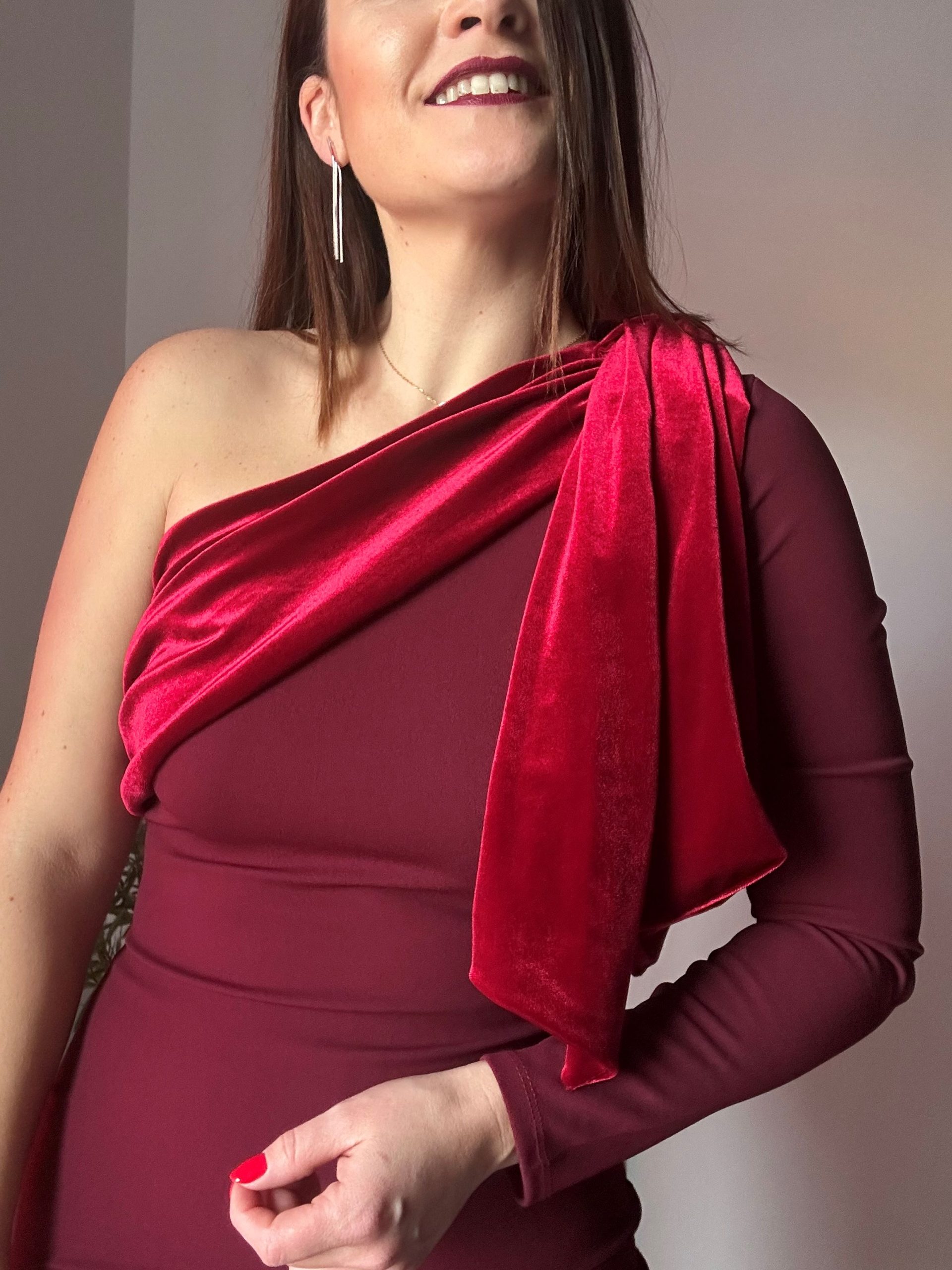 vestido entallado burdeos 4