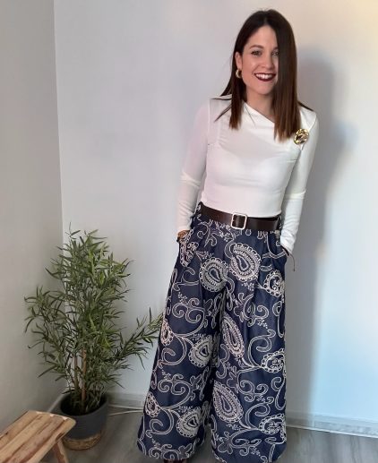 Pantalón vaquero bordado