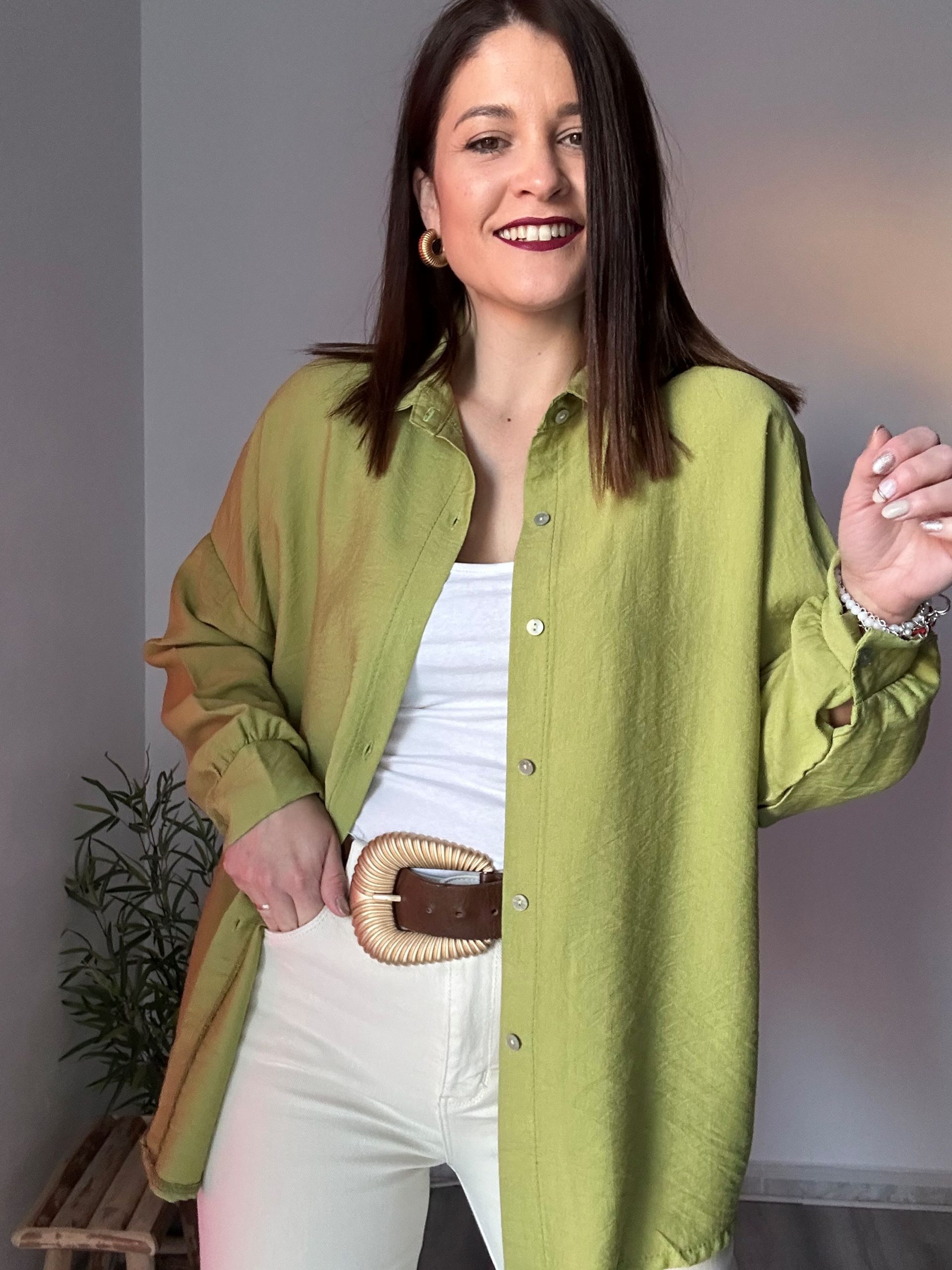 Camisa básica verde 4