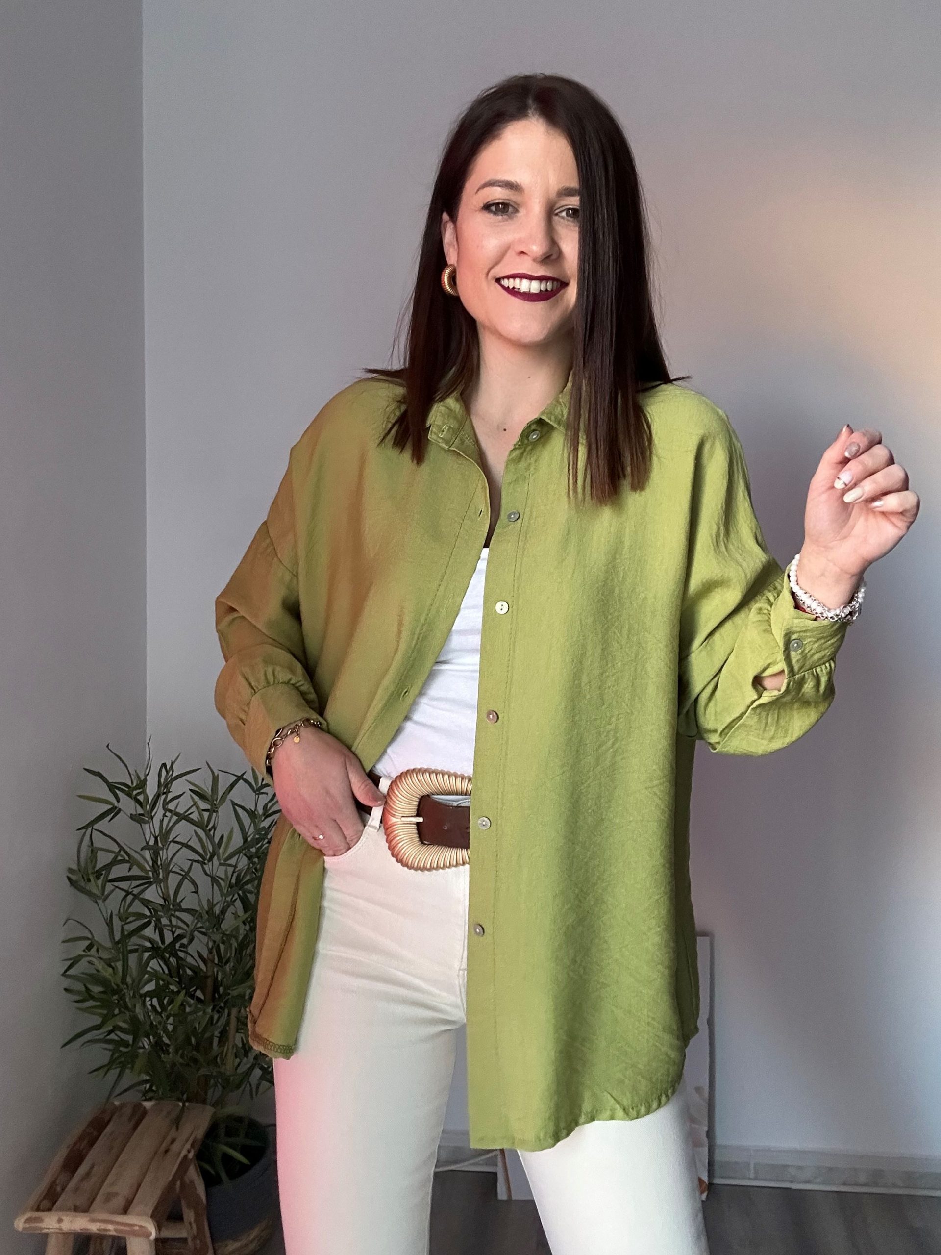 Camisa básica verde 5