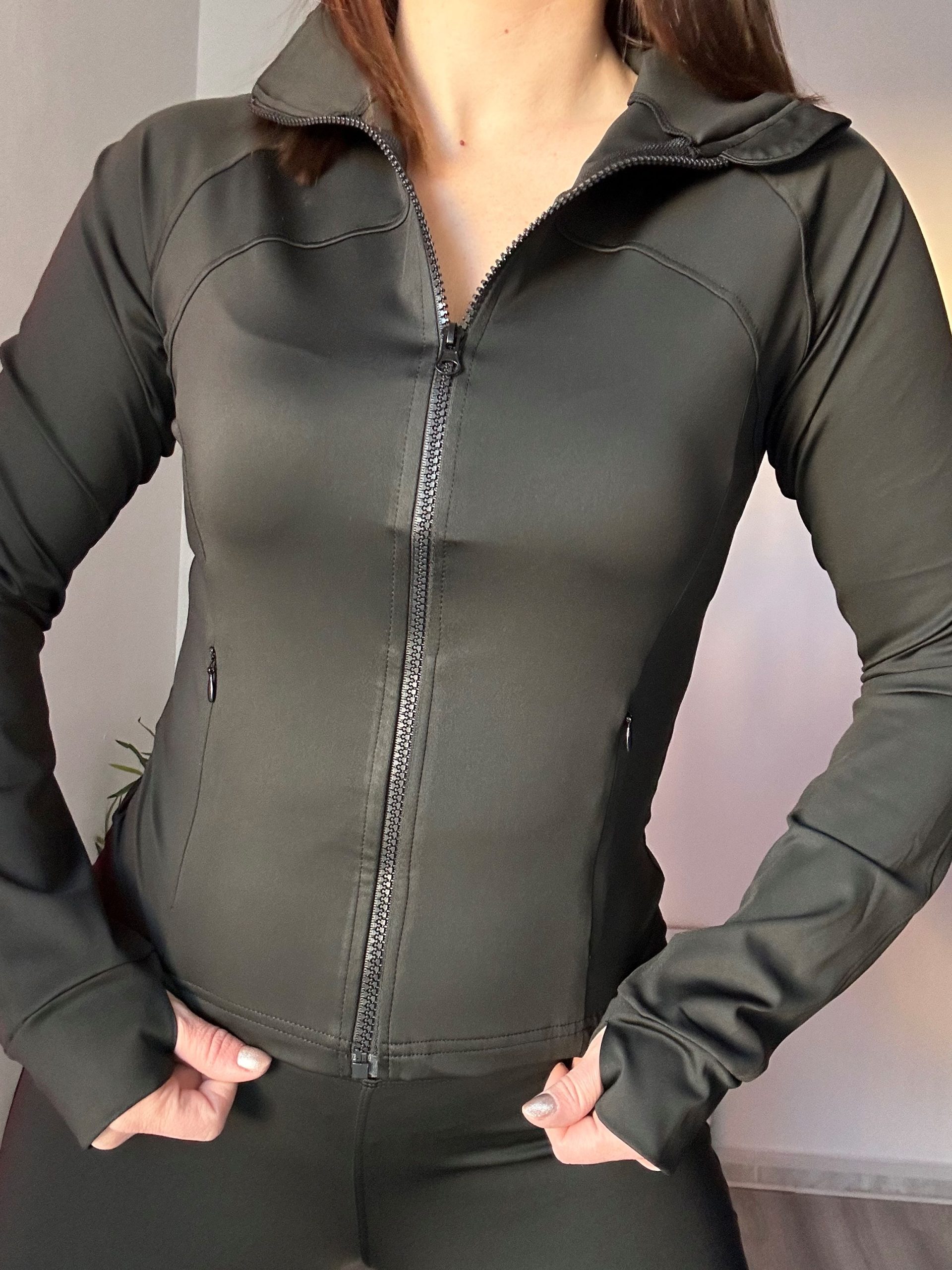 Conjunto deportivo negro 3