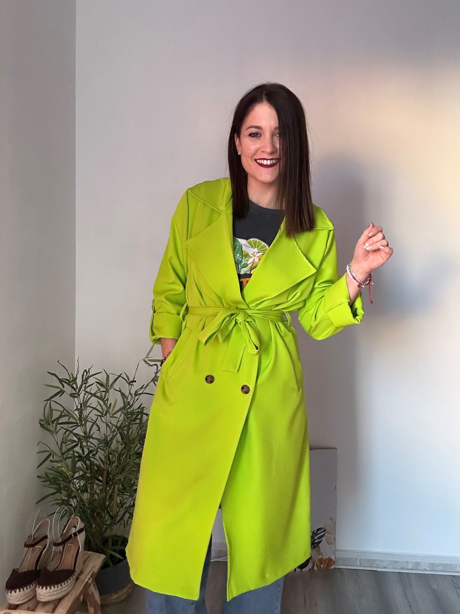 gabardina fina verde pistacho 1