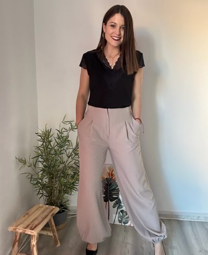 Pantalón pinzas globo taupe
