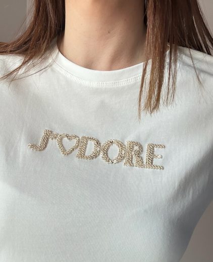 Camiseta letras bordadas