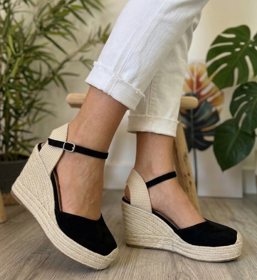 b5efef9e-bc8a-4f3a-b2e7-f20f08693b9e