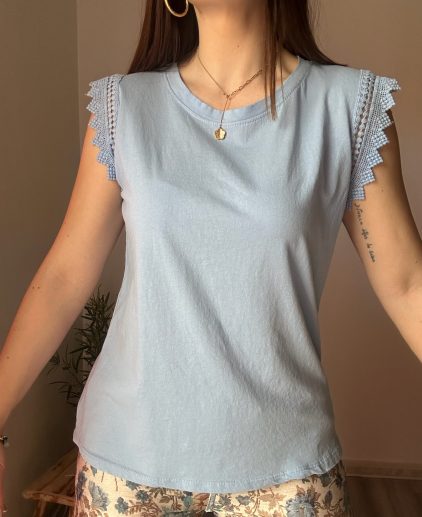 Camiseta azul