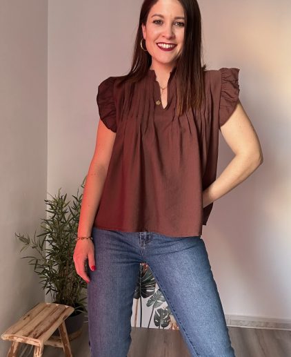 Blusa Marrón escote a pico