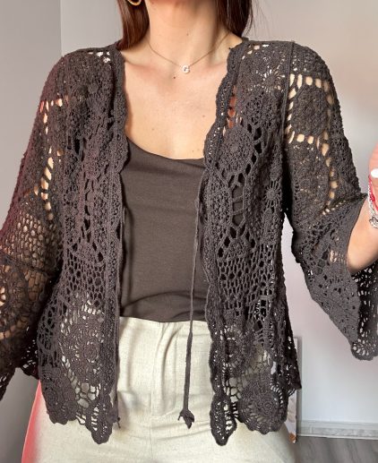 Rebeca crochet marrón