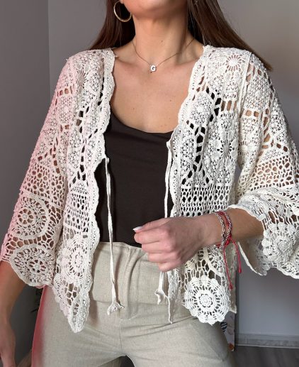 Rebeca crochet beige