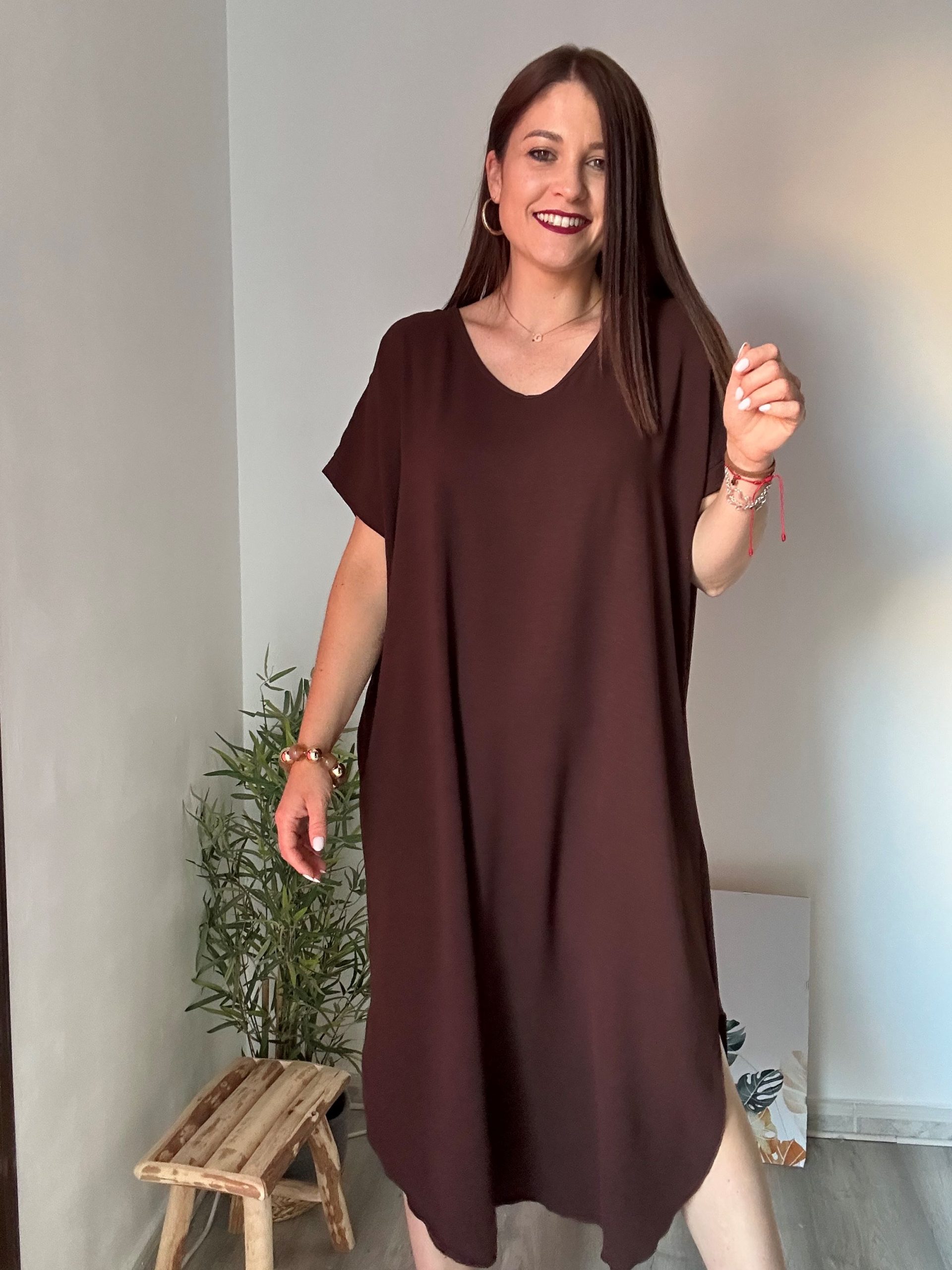 vestido recto marrón 1